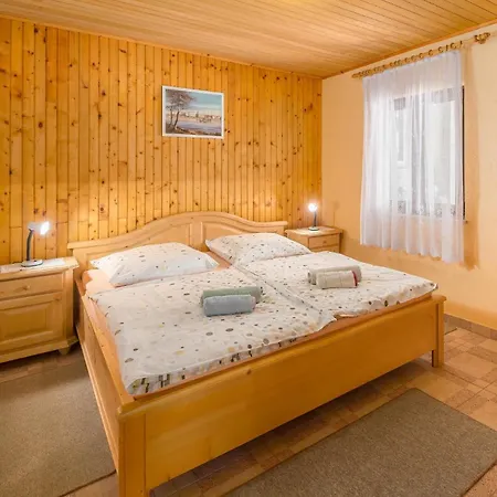 2 Bedroom Amazing In Apartment
